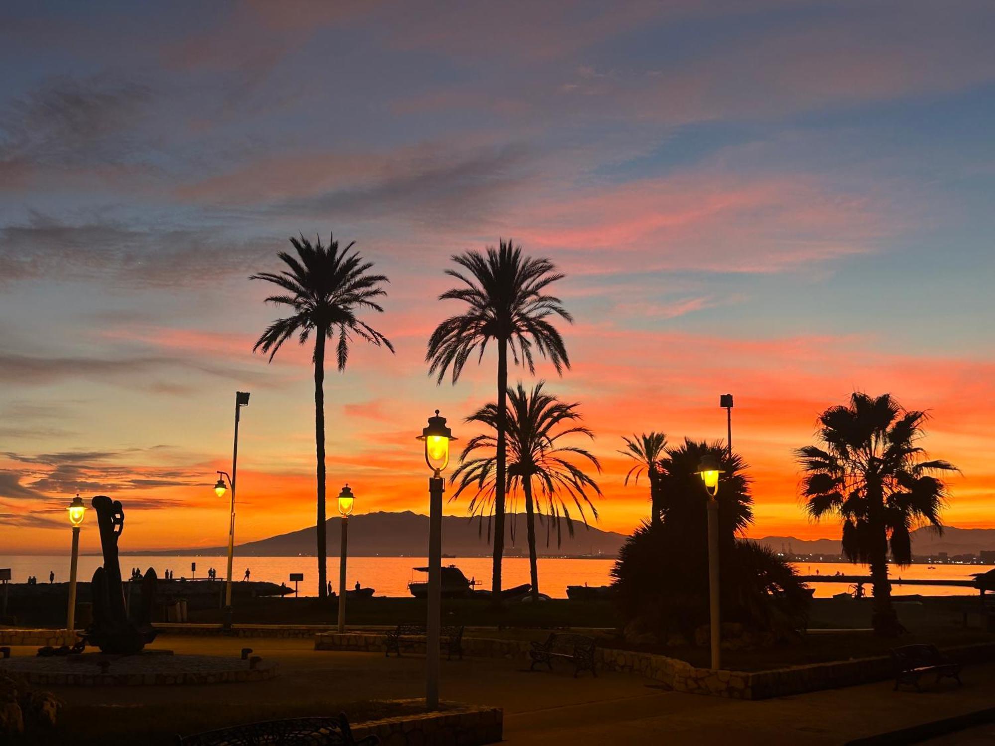 Marvellous Malaga Mediterranean And Mountain Views Luaran gambar
